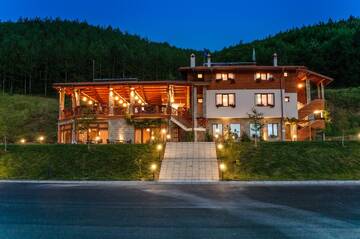 Фото Отель Alpine Garden Hotel (Trayanovi Dvori) г. Симитти 1